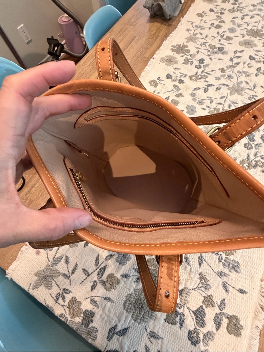 Louis Vuitton Monogram Canvas Bucket Bag in Brown and Tan (DC DK0029) - Picture 3 of 8